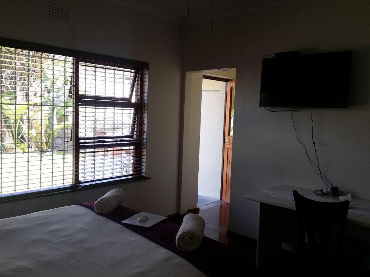 12 On Beach Guest House Saldanha Bay Zewnętrze zdjęcie