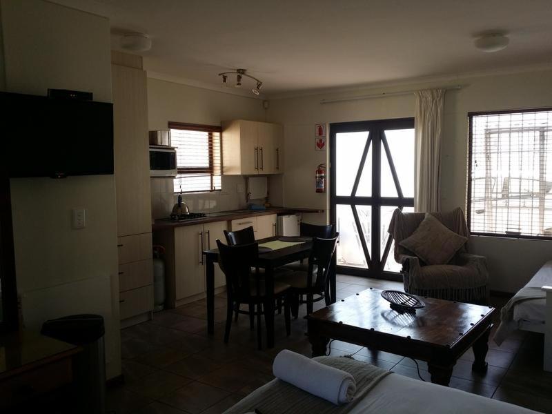 12 On Beach Guest House Saldanha Bay Zewnętrze zdjęcie