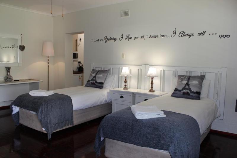 12 On Beach Guest House Saldanha Bay Zewnętrze zdjęcie